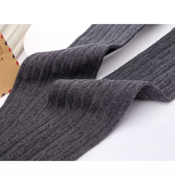 Thigh High Socks With Lace - Picture 6 of 6